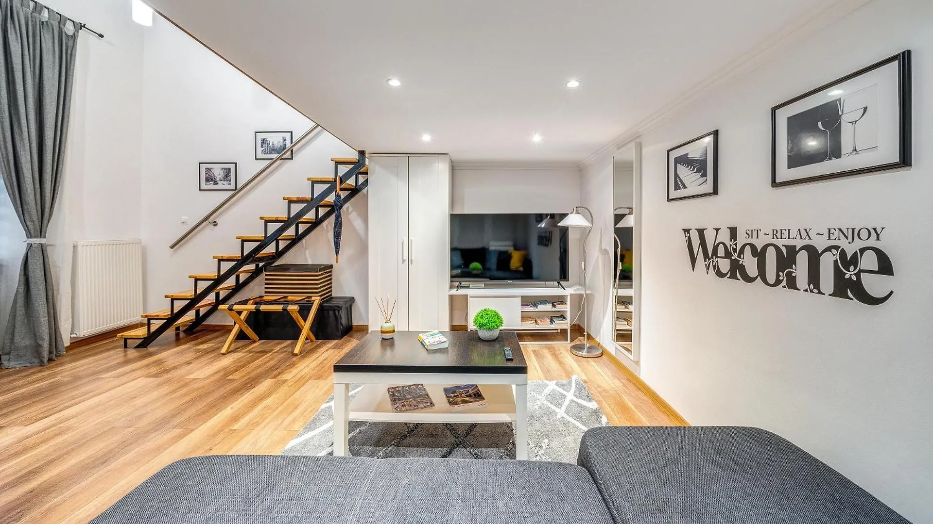 Sweet Dreams At Oktogon Downtown Apartment Budapest