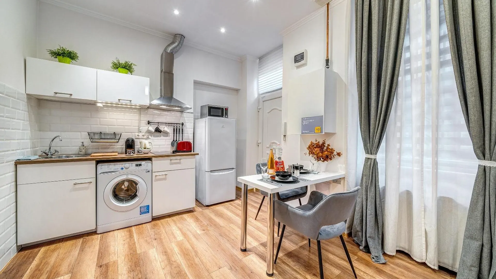 Sweet Dreams At Oktogon Downtown Apartment Budapest Hungary